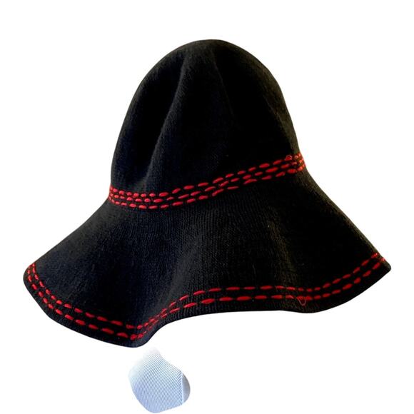 Stylish Vintage Black & Red Floppy Knit Womens Hat, Y2K - Picture 6 of 6